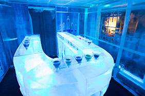 Ice Kube bar, Parigi