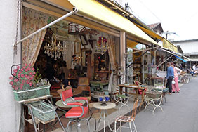 Mercato delle pulci di Saint Ouen, Parigi